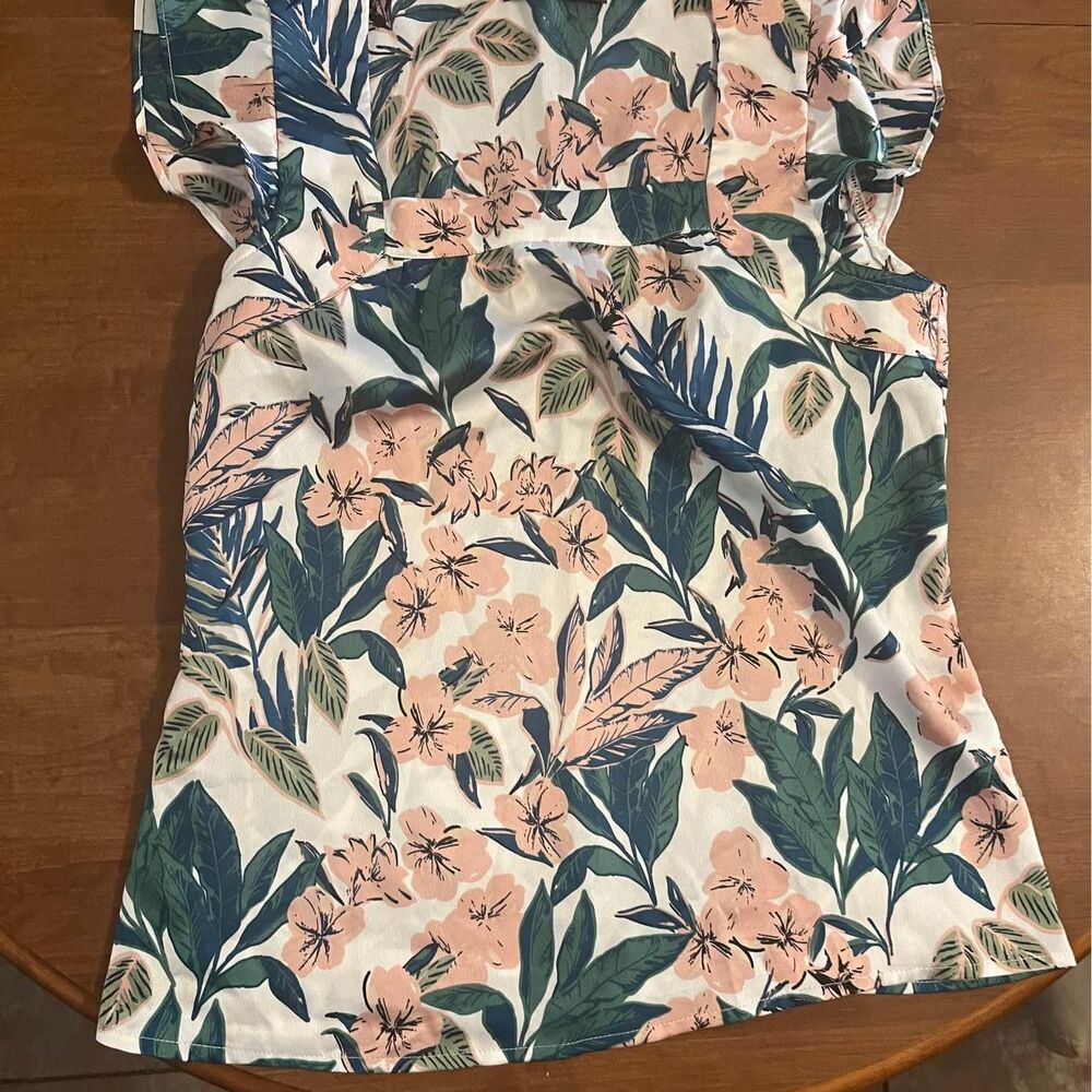 4 extra small blouses - Picture 8 of 9